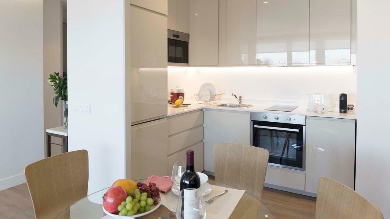 Lägenhet på 47 m² i Centrum, med 1 sovrum och 1 badrum  Madrid Exteriör bild